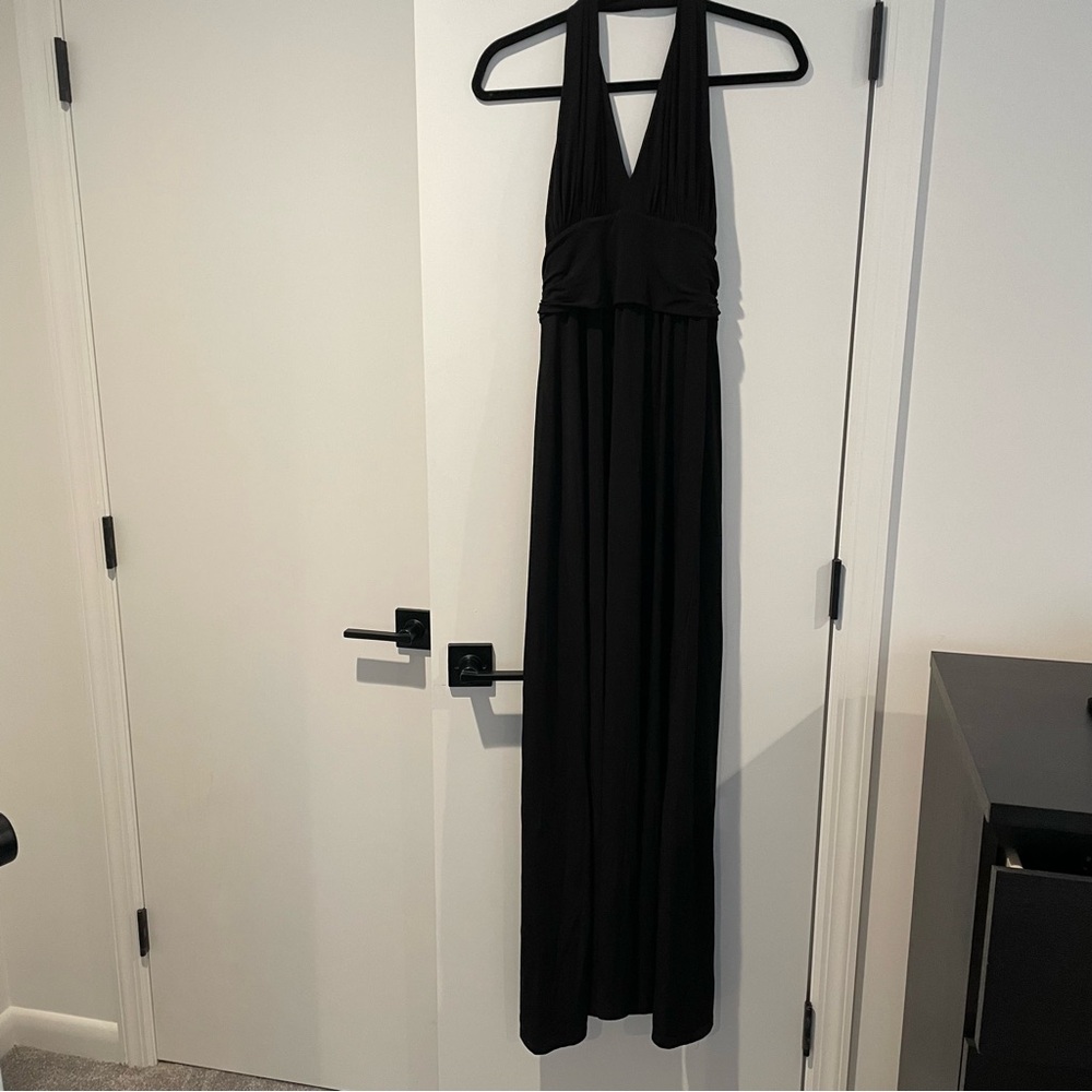 Elegant Black Halter Maxi Dress